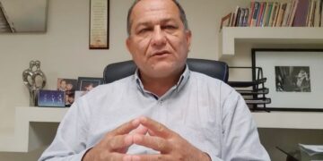 Padres de familia de Baja California impulsan el pin parental